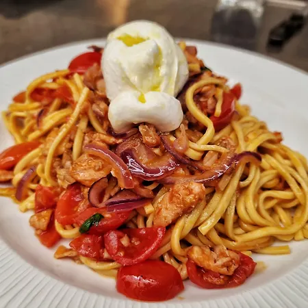 America 3* Локарно