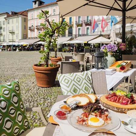 America 3* Locarno