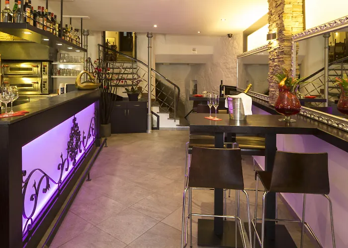 America Szálloda 3*